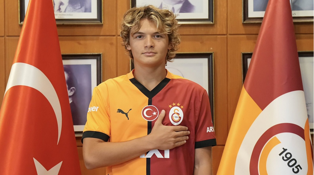 Efe Akman "Andorra"ya keçib